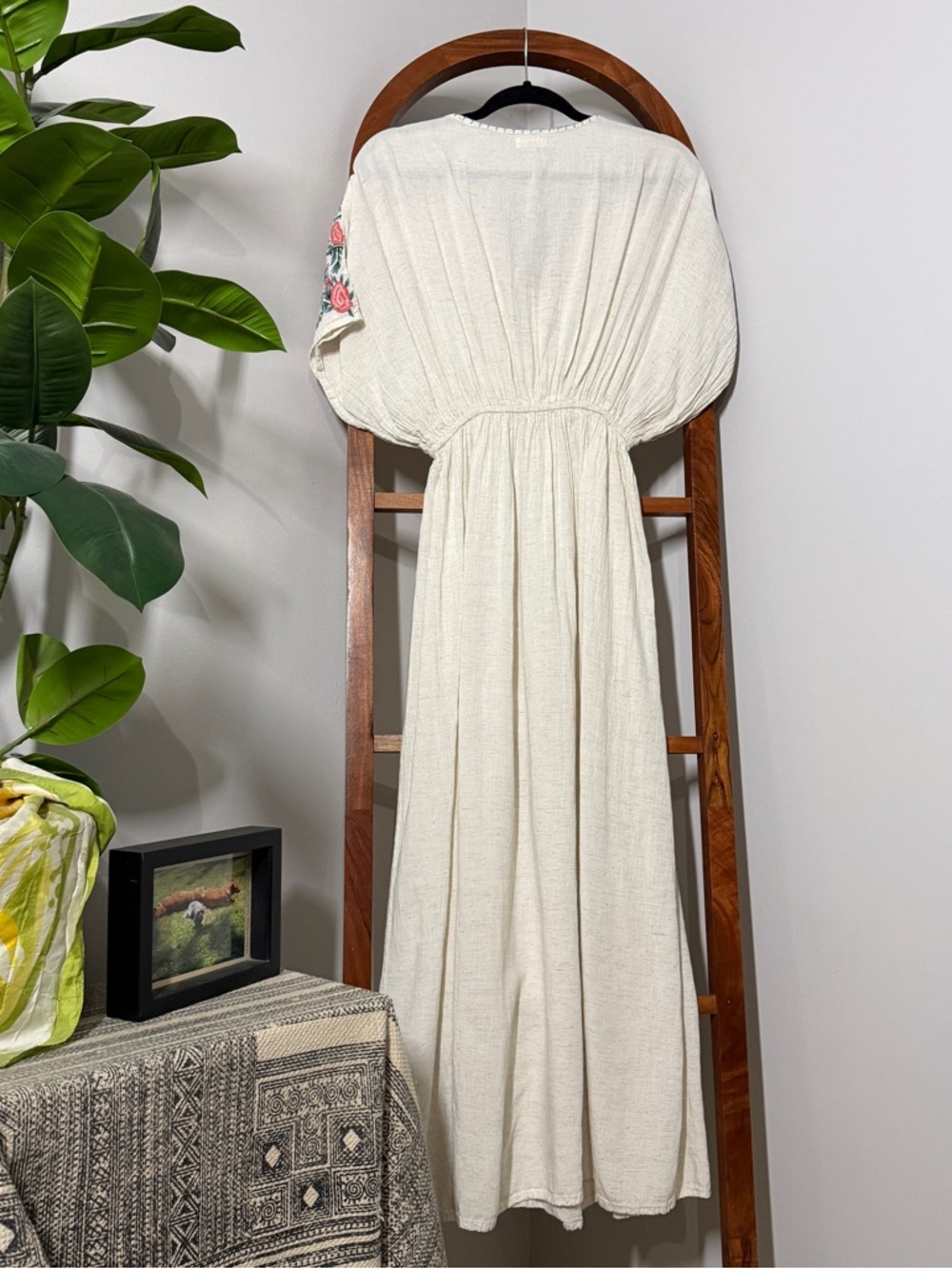World Market SMALL MEDIUM Cream Linen Blend Floral Embroidered Maxi Dress - Picture 2 of 8